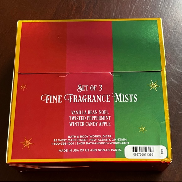 Scents of the Holiday Season NEW in box 3 piece gift set bath and body works - Picture 4 of 4